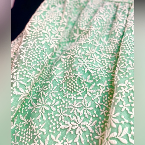 💚 Dreamy Mint Skirt 💚 Sm Pastel Green Mini Skirt with Cream Embroidered Gauze - Picture 5 of 7